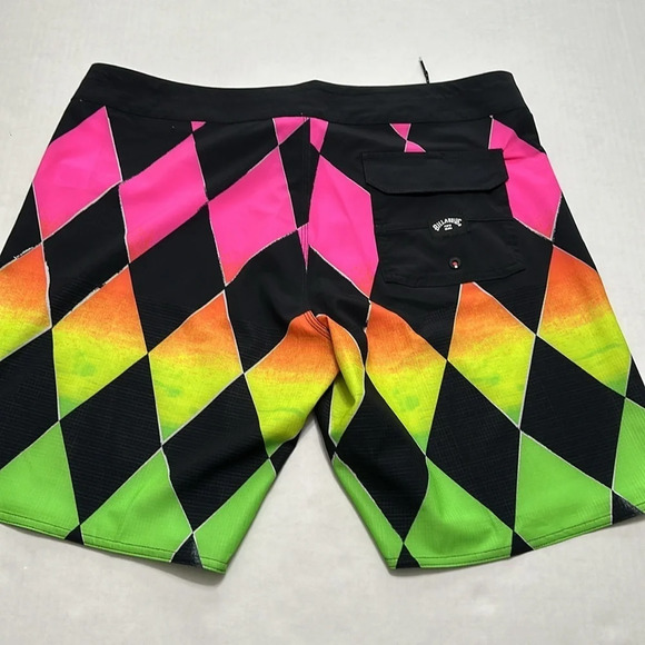 Billabong Sundays Airlite BoardShorts Neon Colors Size 36 NWT - Picture 4 of 11